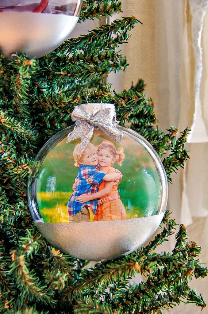 How to Make Picture Ornaments for Christmas | Tonya Staab